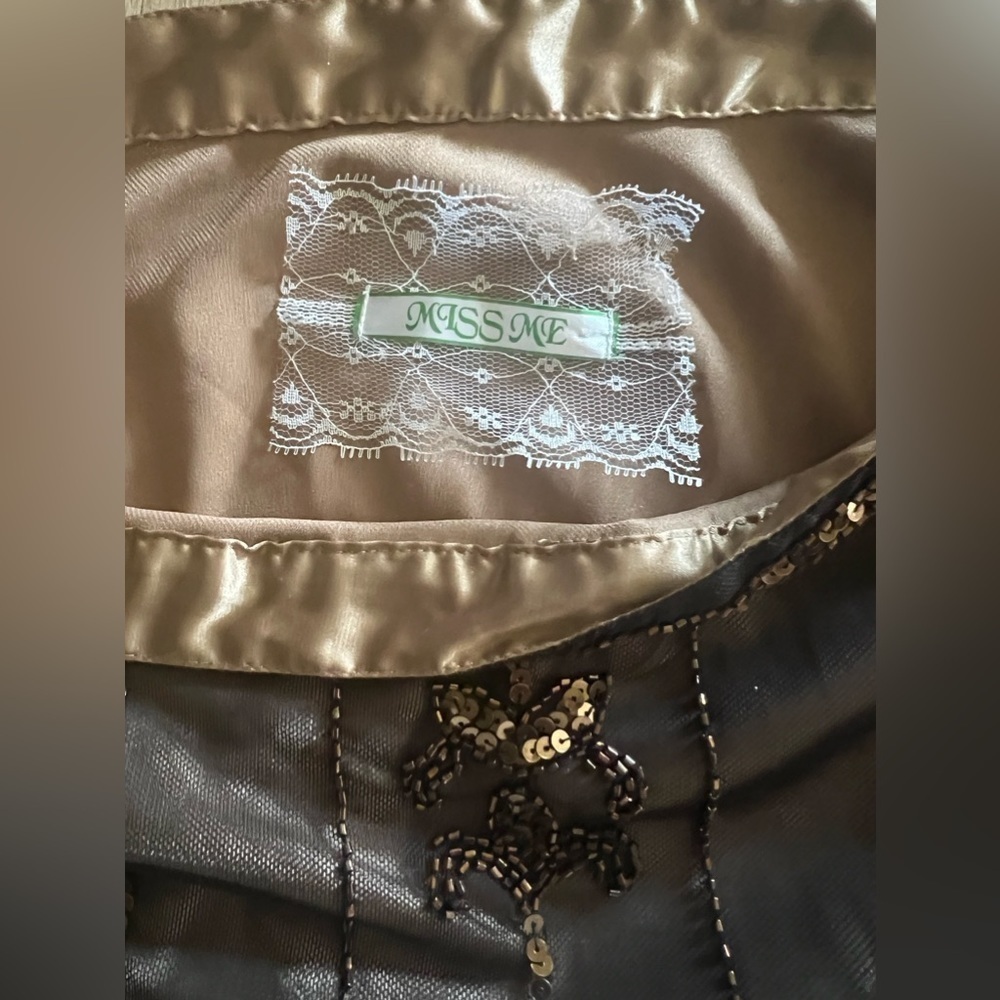 Gorgeous Gatsby style lace and satin tan gold slip skirt w/ sequin overlay. Y2K - Picture 3 of 16